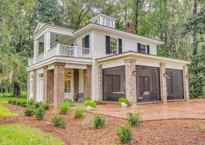 Residence Within Ford Field & River Club